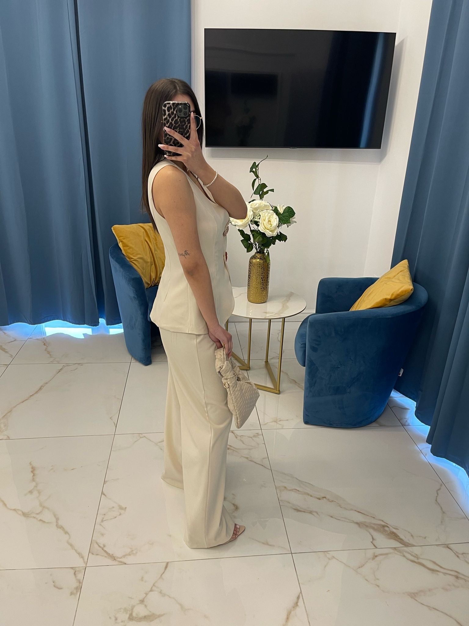 Tailleur Leonida