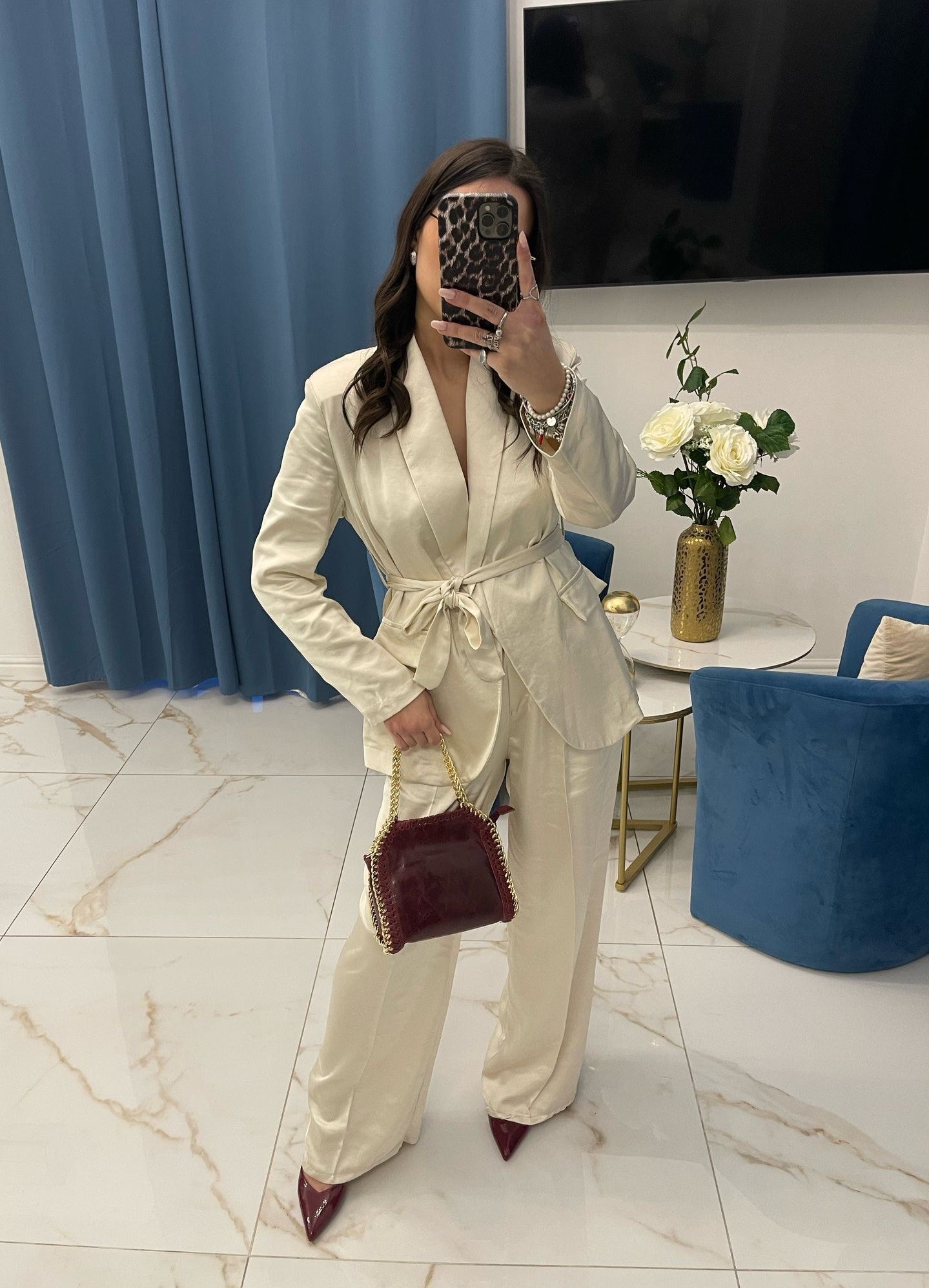 Tailleur Saten